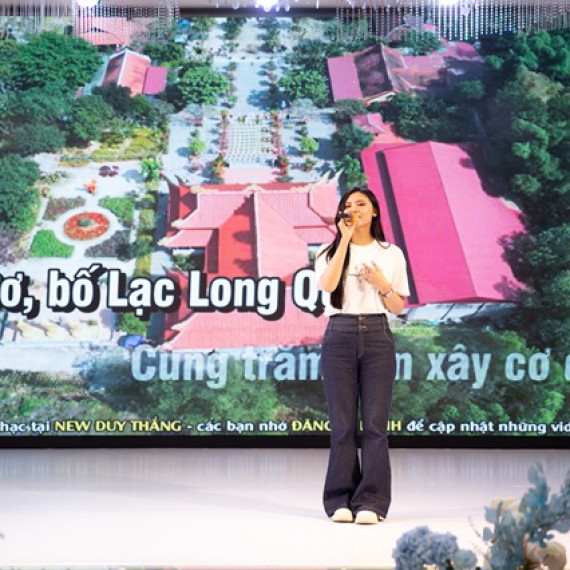 Ngỡ ngàng gặp Top 5 Hoa hậu Biển đảo Việt Nam tại hoạt động trình diễn khinh khí cầu