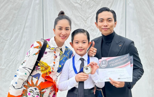 Con trai Khánh Thi - Phan Hiển gây sốt vì tài năng nhảy múa: 'Đúng là con nhà nòi'