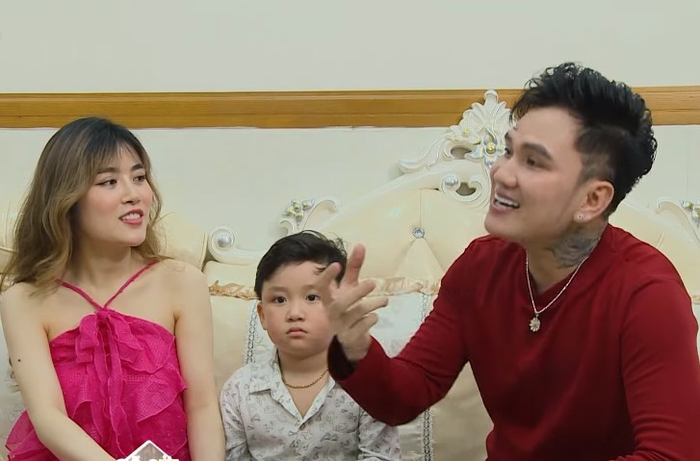 'Ông hoàng hội chợ' miền Bắc tiết lộ quá khứ đến mức đánh mất chính mình, cuộc sống hiện tại ra sao? Ảnh 2