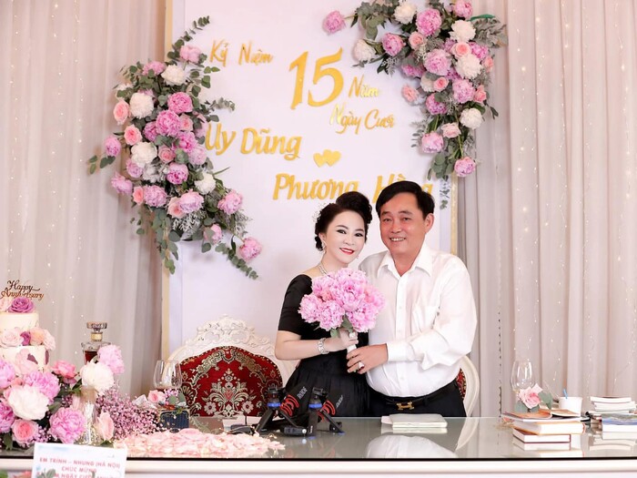 Bộ ảnh kỷ niệm 15 năm ngày cưới của doanh nhân Nguyễn Phương Hằng